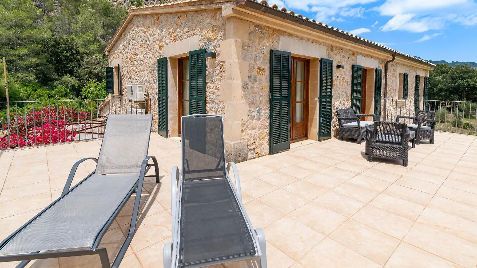 Villa Vall D'En March By Sealand Villas بويينسا